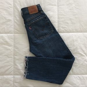 Levi’s wedgie fit straight leg jeans